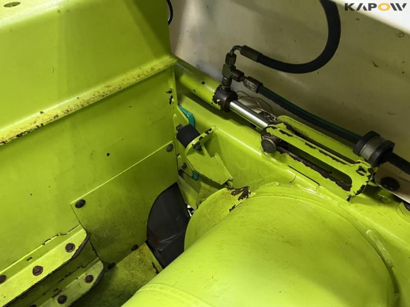 Claas 380 Pick Up 16