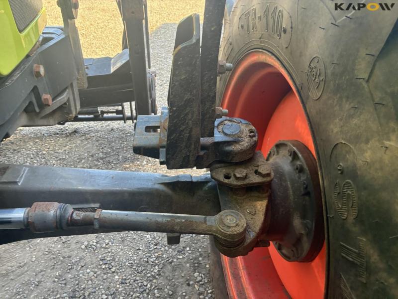 Claas 630 tractor with front loader 30