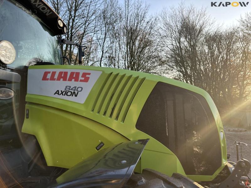 Claas Axion 840 tractor 18