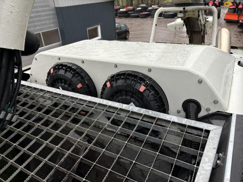 Claas Jaguar 960 forage harvester 35