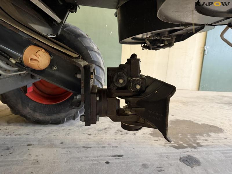 Claas Lexion 560 + 25 foot header 20