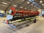 Claas Lexion 560 + 25 foot header 72