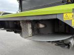 Claas lexion 760 combine harvester with 31 foot header 31