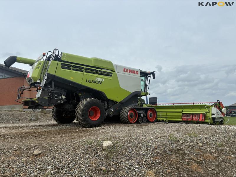 Claas lexion 780 TT combine harvester 4