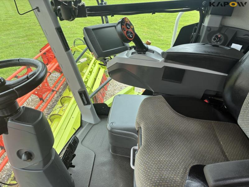 Claas lexion 780 TT combine harvester 85