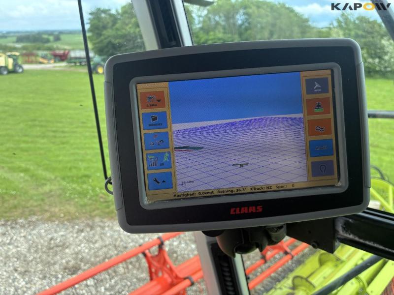 Claas lexion 780 TT combine harvester 92