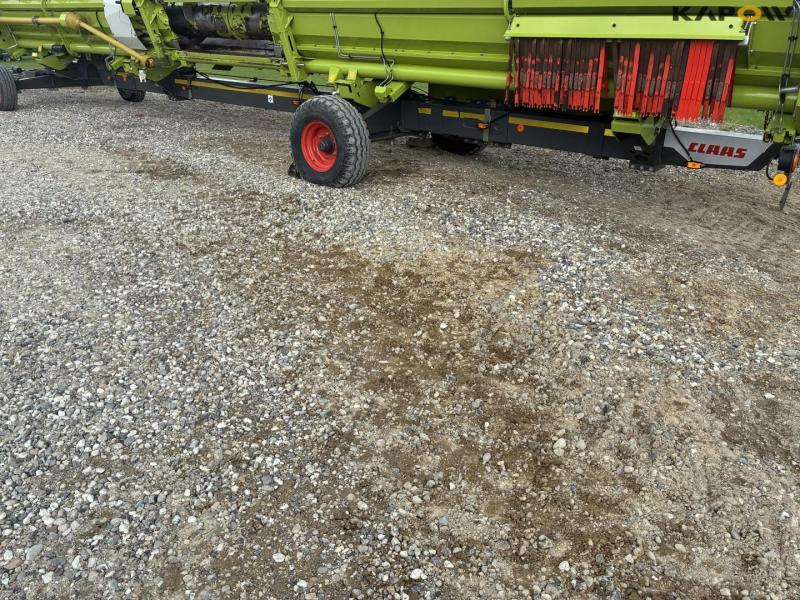 Claas lexion 780 TT combine harvester 106