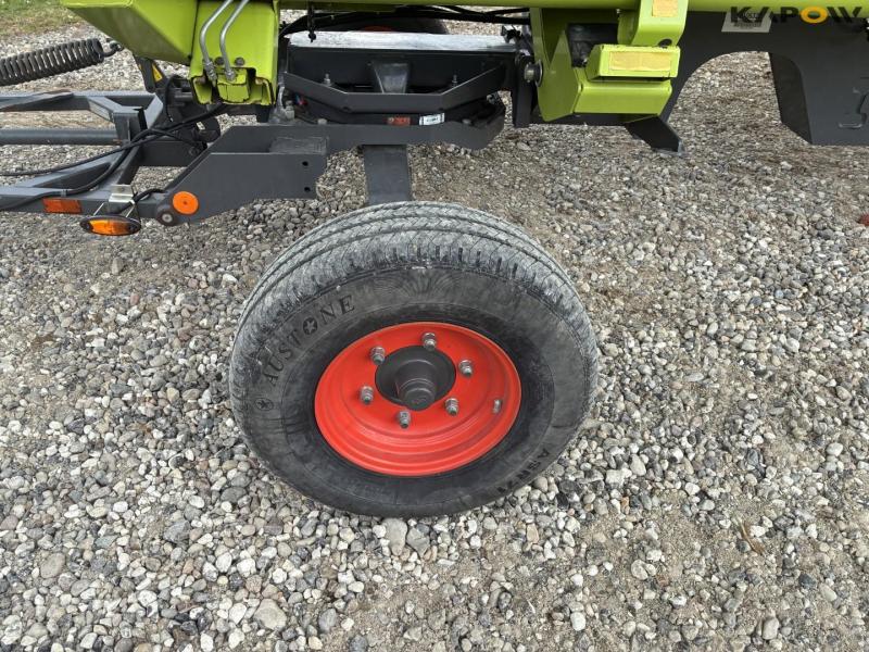 Claas lexion 780 TT combine harvester 109