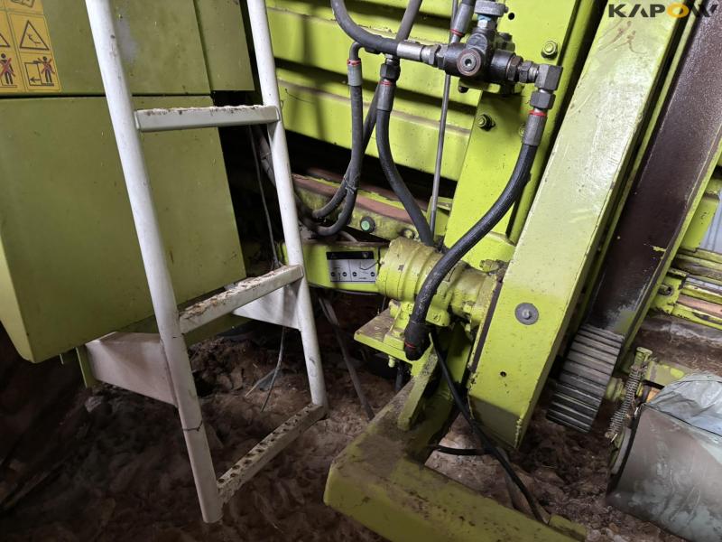 Claas Quadrant 2100 RotoCut baler 41