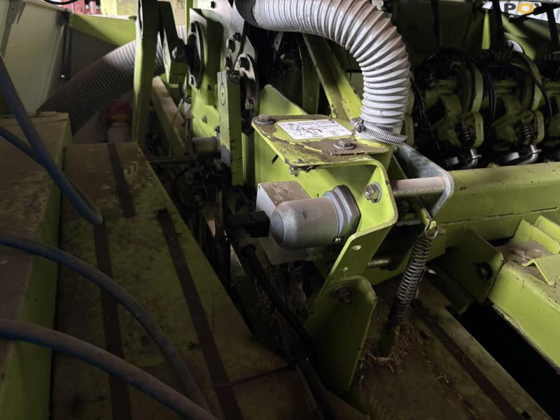 Claas Quadrant 2100 RotoCut baler 46