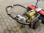 Clio tool carrier with broom 22