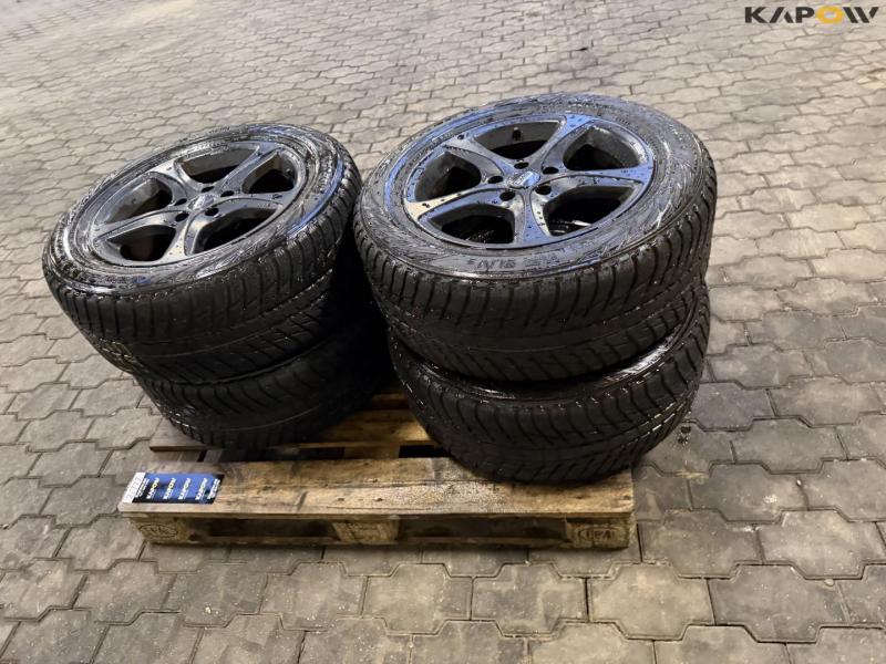 CMS rims with 255/55-R18 109V XL winter tires 6