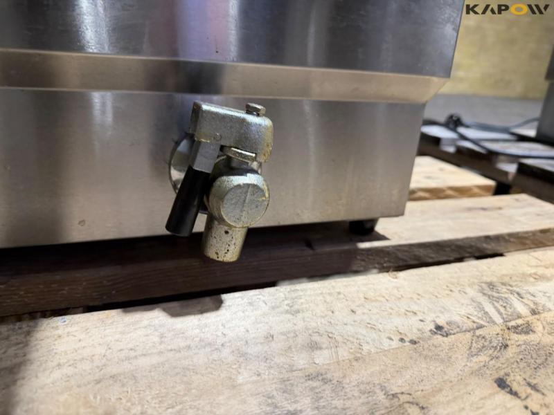 CombiSteel griddle and deep fryer 35