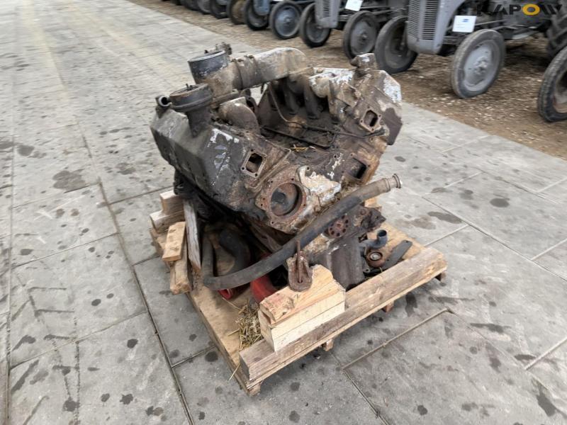 Cummins 903 engine 7