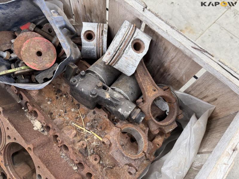 Cummins 903 spare parts 24