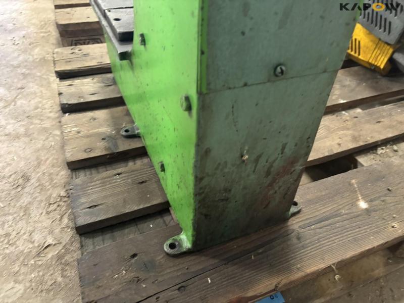 Compac DC 6 presses 5