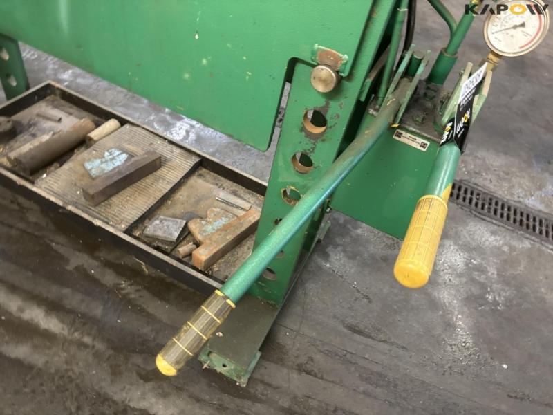 Compac HP60 baler 26