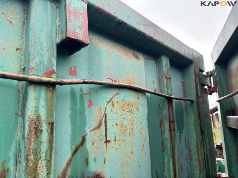 Container 20 feet 33
