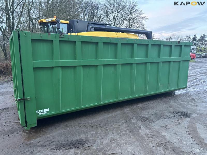 Container with hook and wire 4