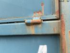 Container with closed sides that can be opened 12