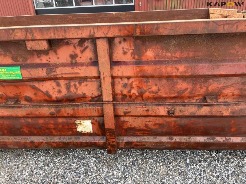 Container for hook and wire 18