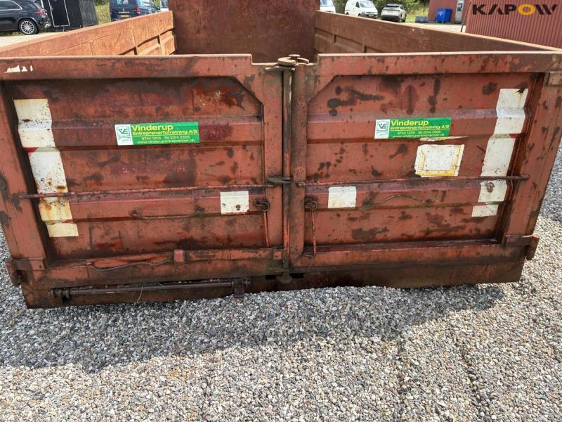Container for hook and wire 21