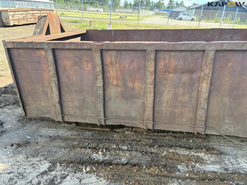 Container for hook and wire 22