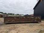 Container 8