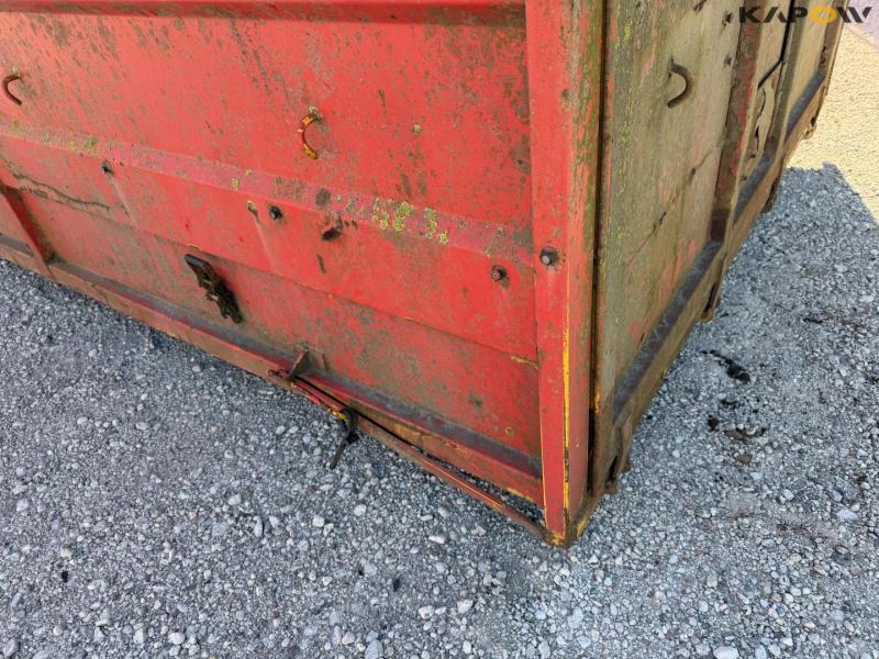 Container 19