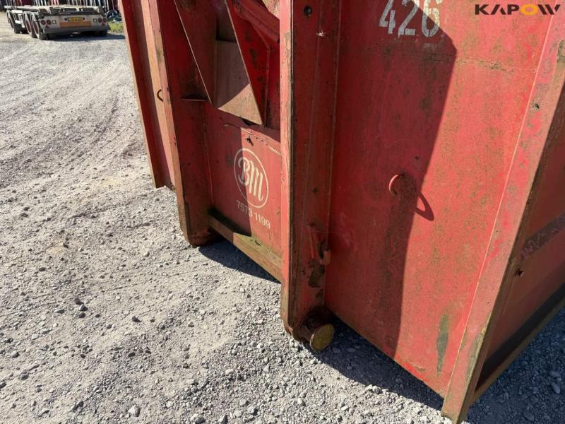 Container 10