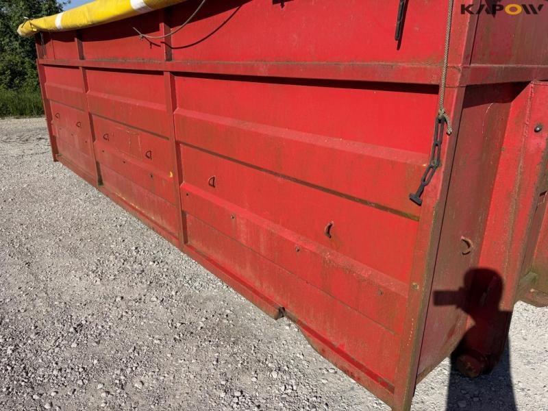 Container 13