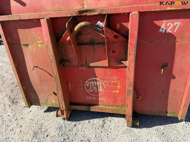 Container 9