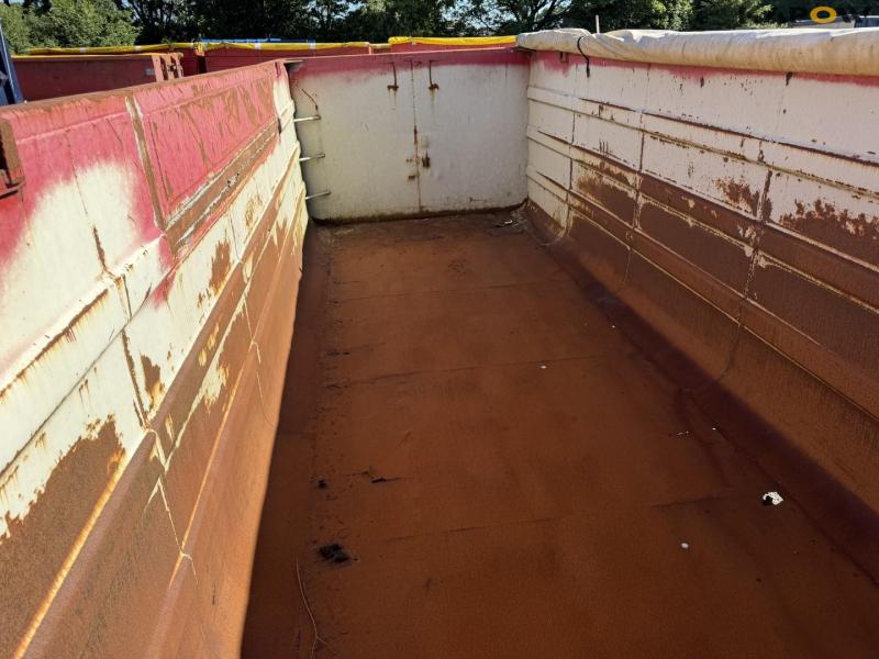Container 18