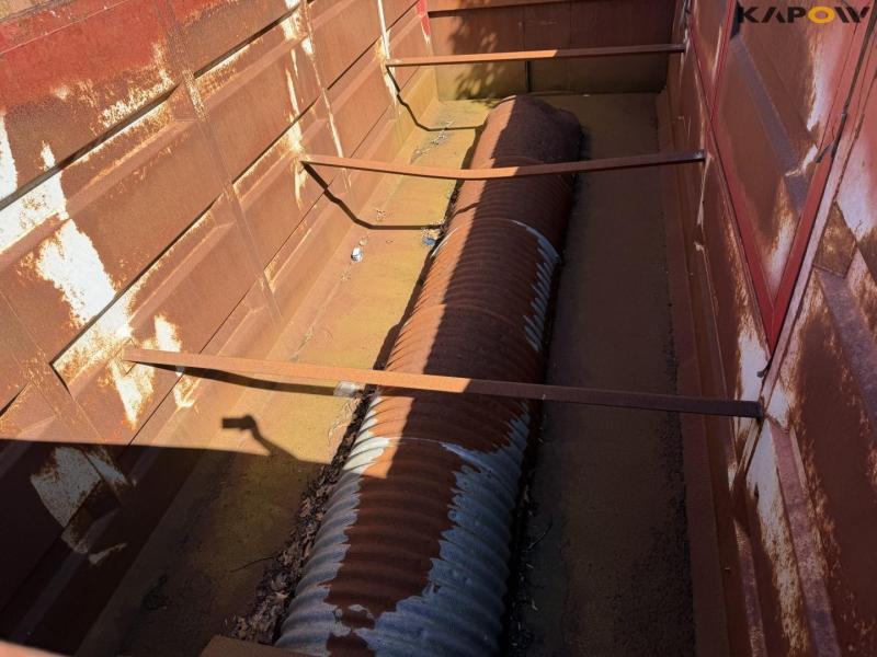Container 13