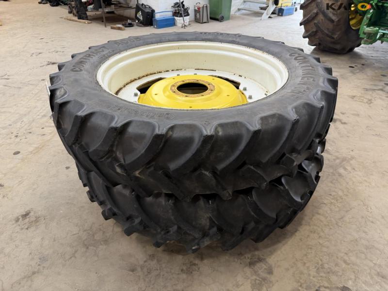 Continental 380/90-R46 sprayer wheel 4