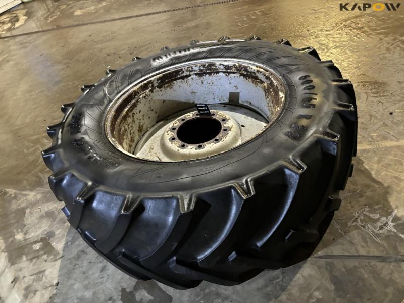 Continental 600/65-R38 wheels 4