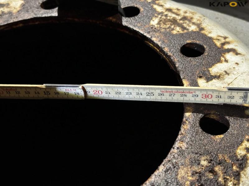 Continental 600/65-R38 wheels 12