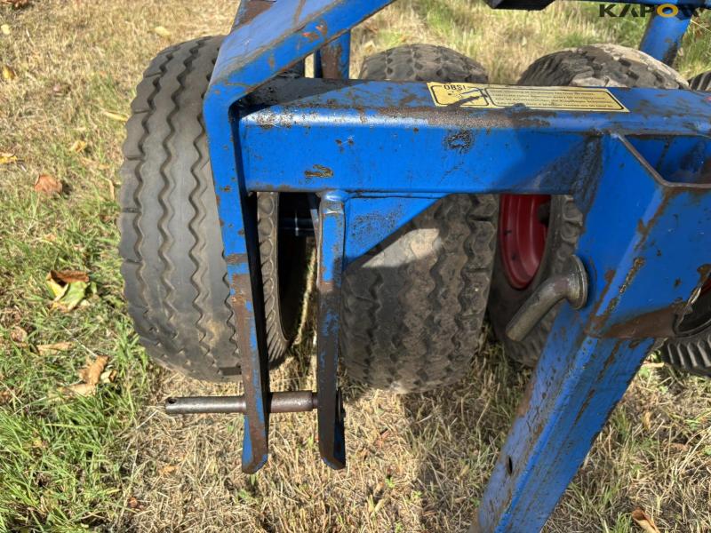 Dal-Bo Rubber Wheel Packers 11