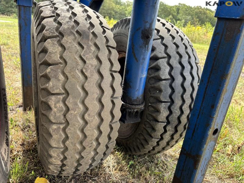 Dal-Bo Rubber Wheel Packers 27