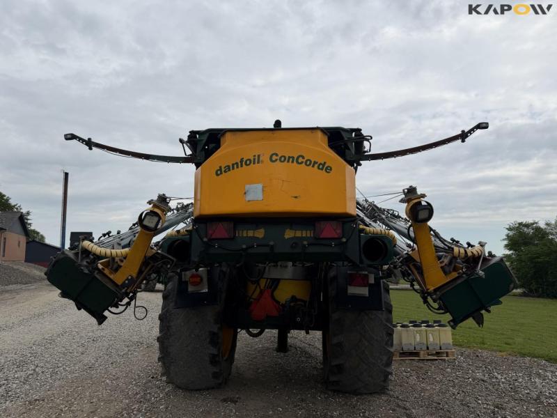 Danfoil 36/ECC field sprayer 6