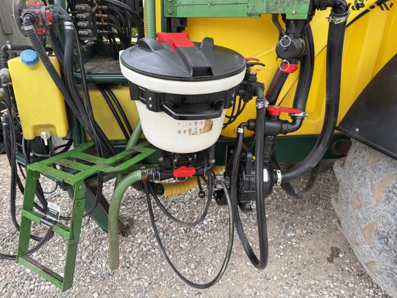 Danfoil 36/ECC field sprayer 15