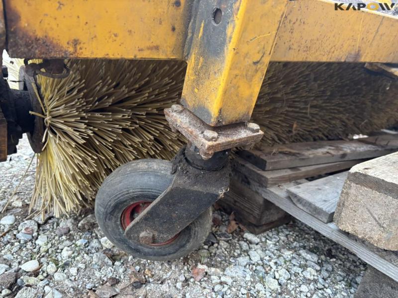 Danline HF15A broom 23