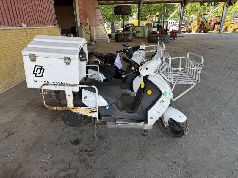 DAO 365 Electric moped 4