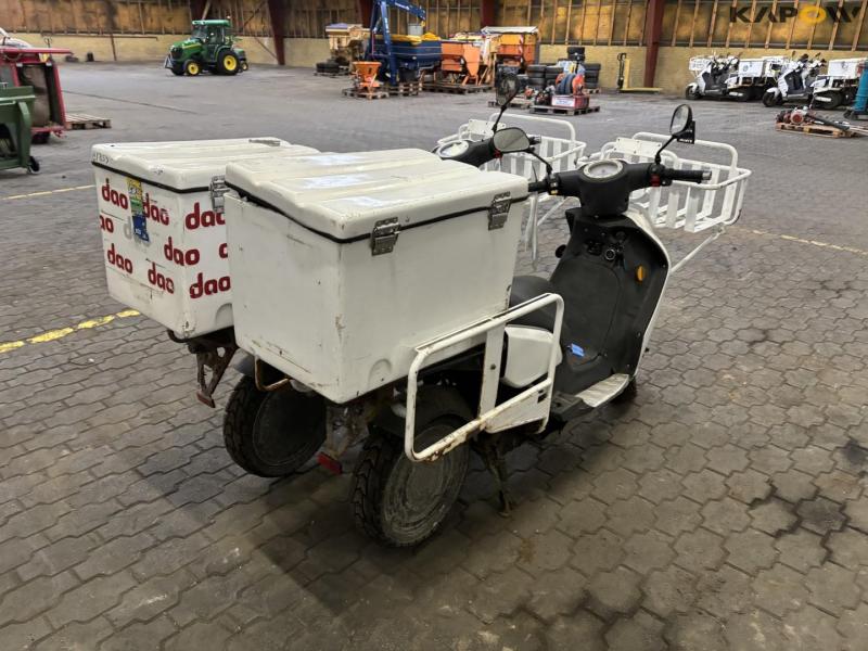 DAO 365 Electric moped 5