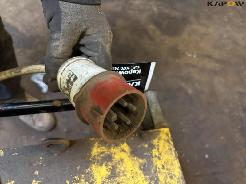 Deca Primus 260E welder 10