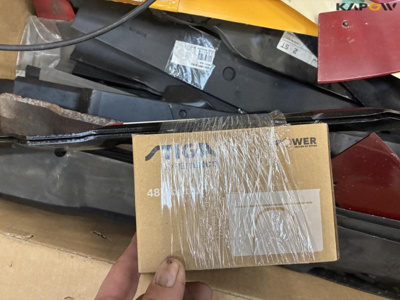 Parts for harrowing machines 25