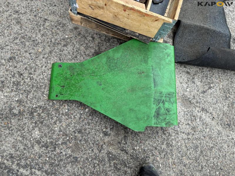 Parts for John Deere 6215R 3
