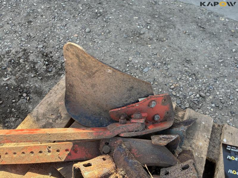 Parts for Kuhn plow 12