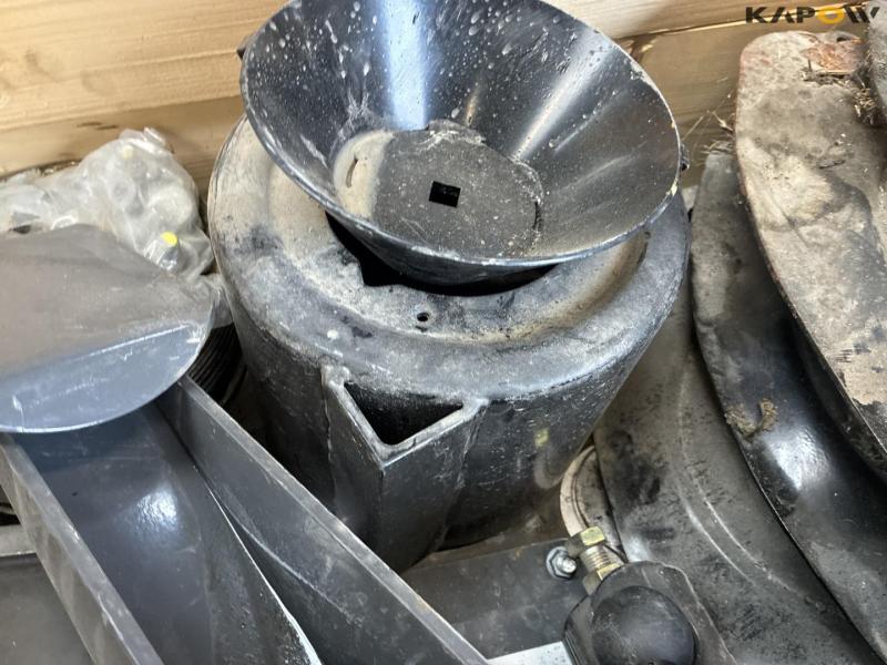 Parts for mowers 13
