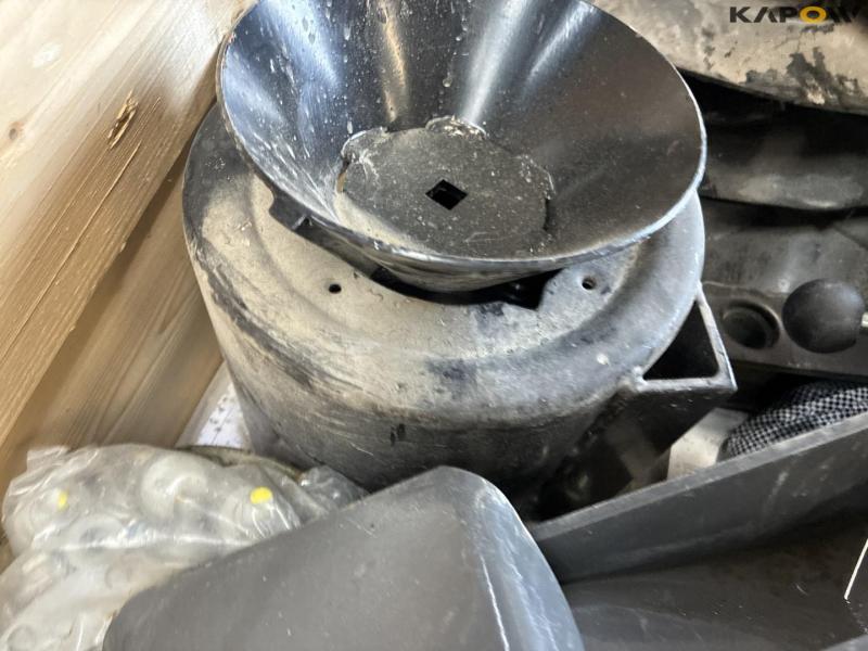 Parts for mowers 14
